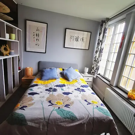 Un De Style Traditionnel Chinois Et Japonais * Valenciennes